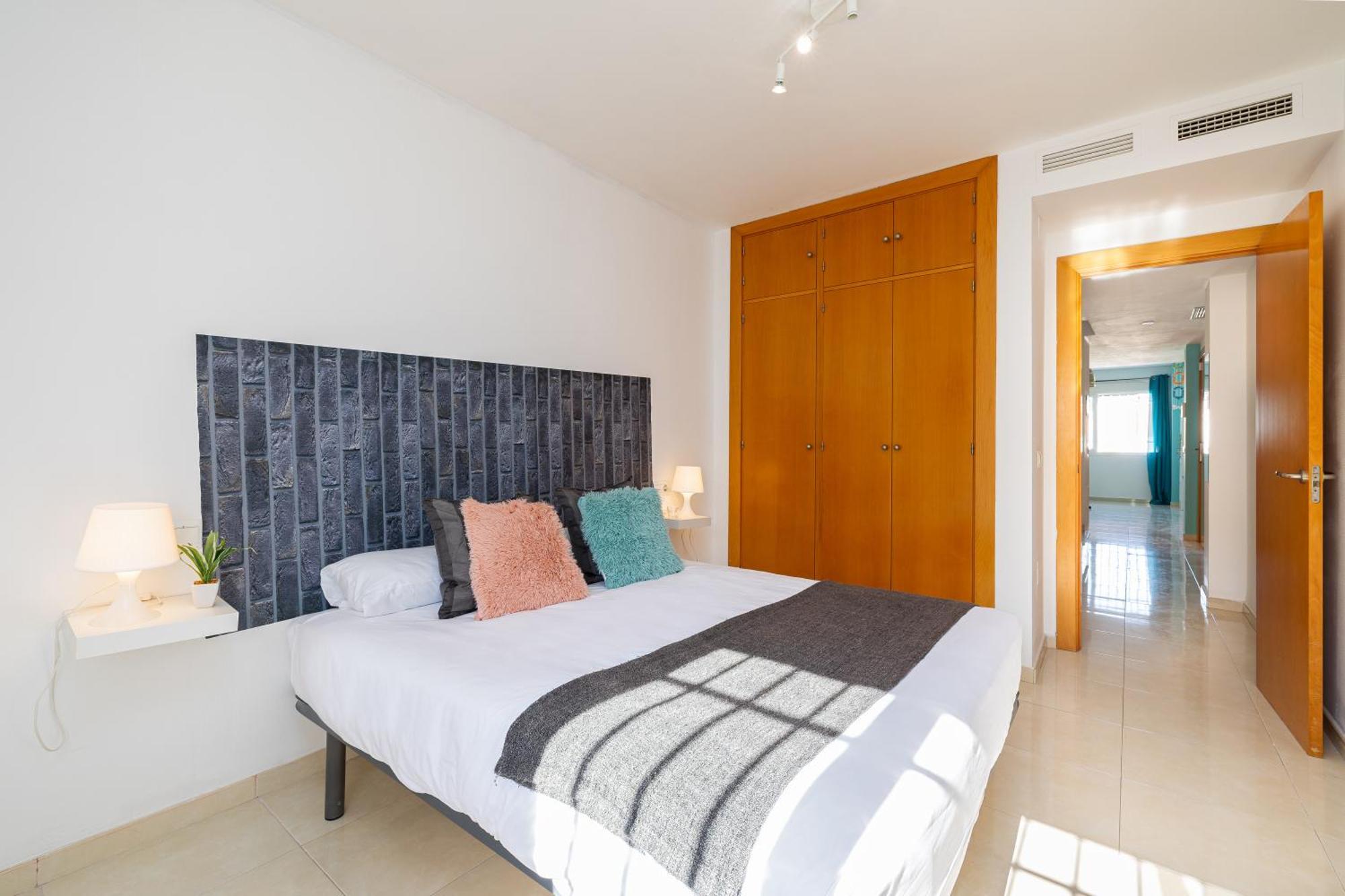 H2m Duplex Sancti Espiritu Sunny Terrace Lägenhet